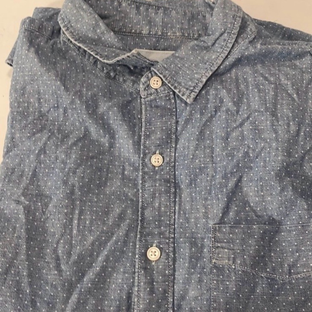 American Eagle Outfitters Chambray Blue Button-Down Shirt